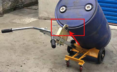 叉車(chē)專用油桶夾具能夾空桶嗎-沈陽(yáng)興隆瑞